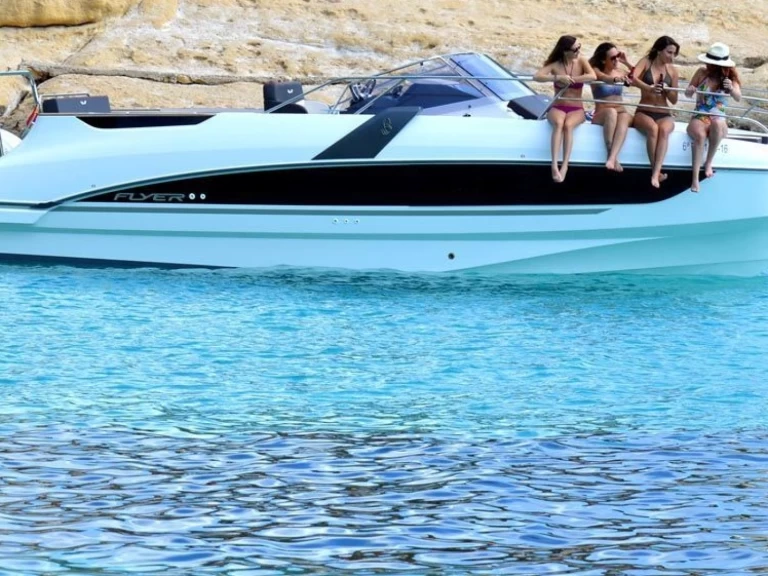 Hyra Motorbåt  med eller utan skeppare Bénéteau Valencia 