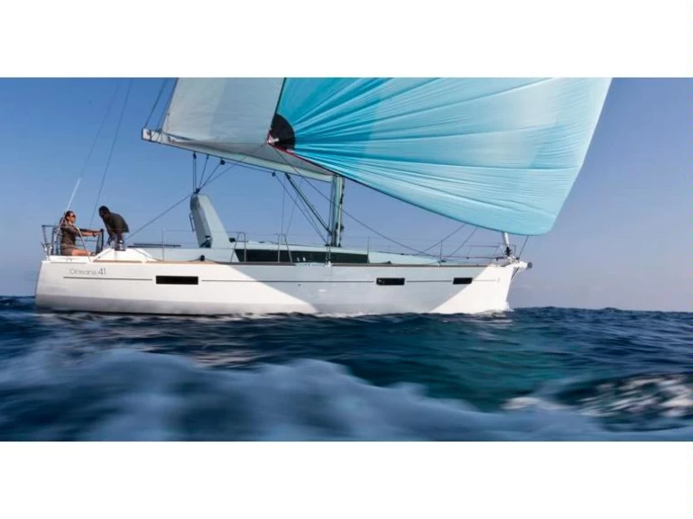 Hyr en Bénéteau Oceanis 41 Ligia 