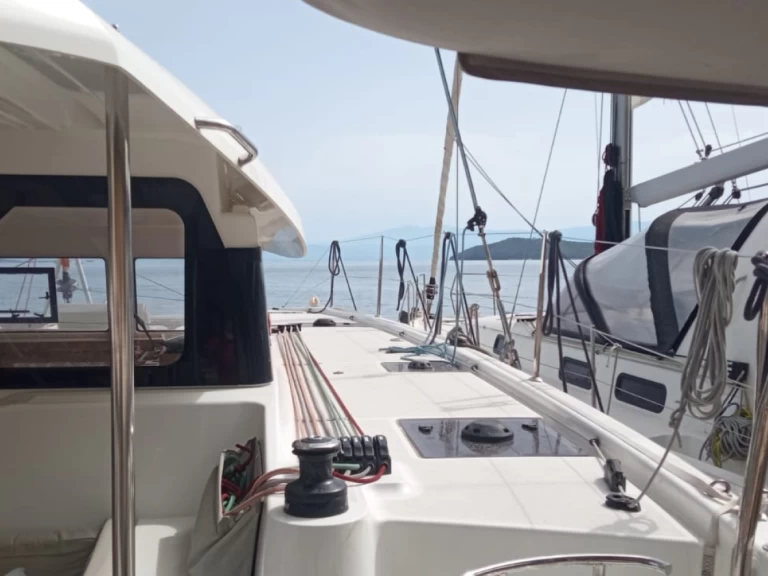 Yacht charter Ligia billig Excess 11