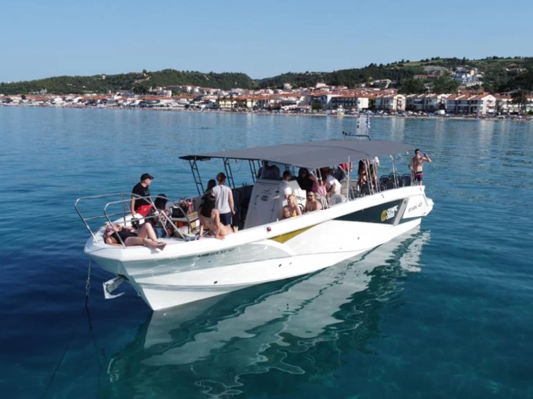 Motorbåt  för uthyrning Limáni Karrá till det bästa priset 