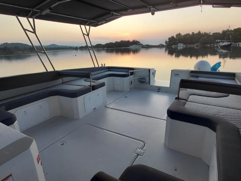 Yacht charter Thessaloniki (City) billig Stark 45