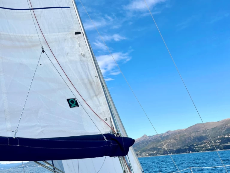 Hyr en Jeanneau Sun Odyssey 26 Genova 