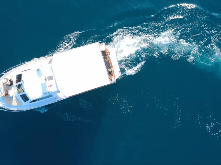 Yacht charter Funtana-Fontane billig Andromeda