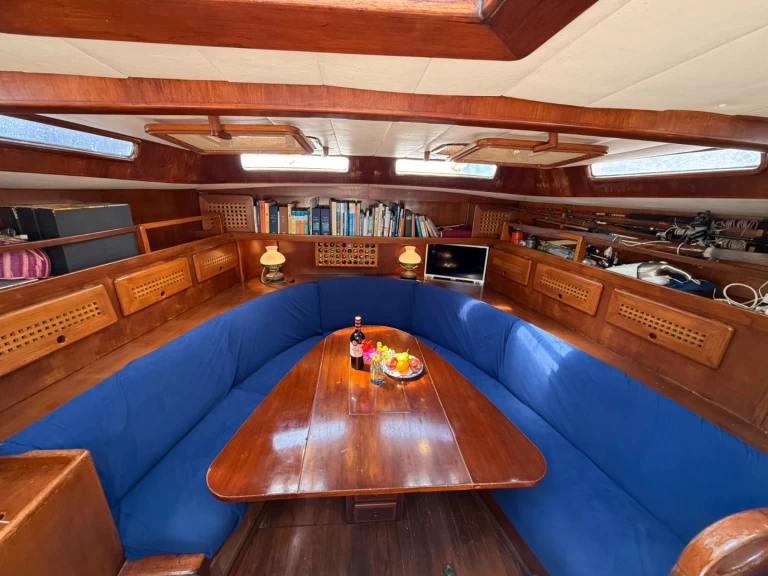 Seagle 55 Giorgetti & Magrini charter bareboat eller skeppad i Fiumicino