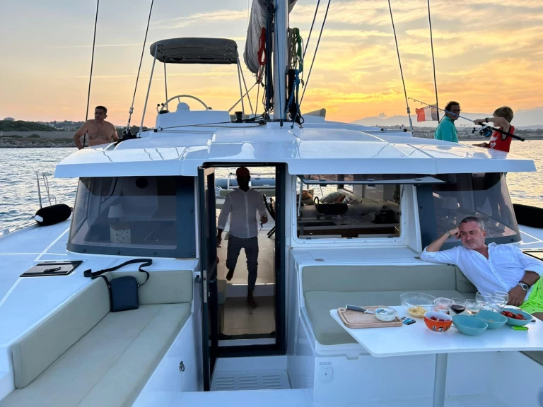 Yacht charter Bas du Fort billig Bali 4.2