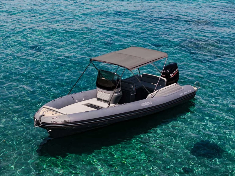 Uthyrning RIB Salpa med en båtlicens 