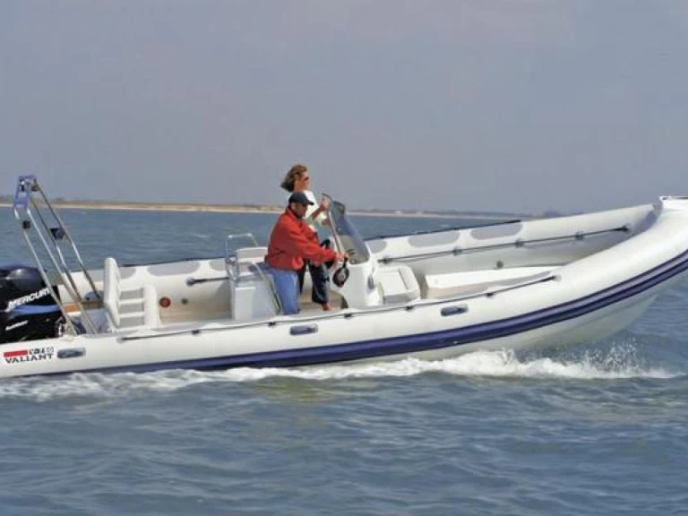 Båtuthyrning Valiant Valiant 750 Cruiser i Arzon på Samboat 