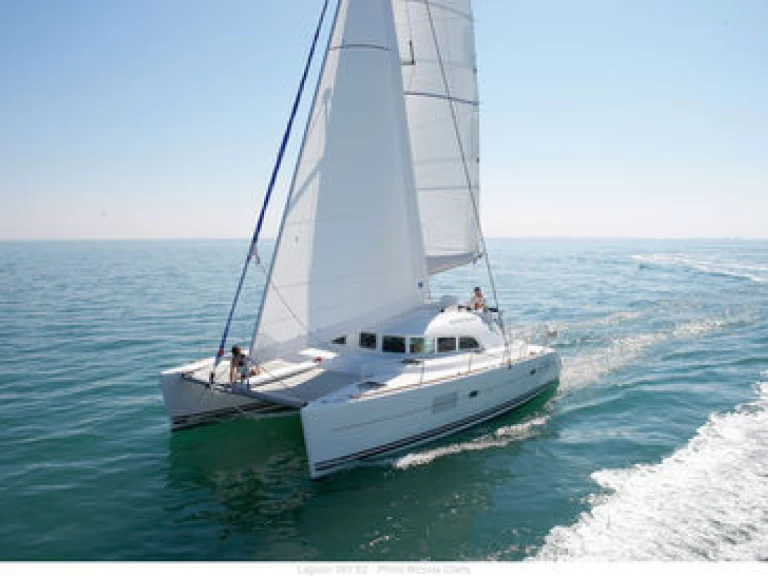 Båtuthyrning Lagoon Lagoon 38 i Bonifacio på Samboat 