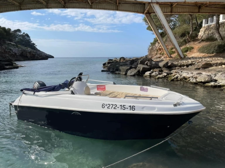 Compass 400 GT charter bareboat eller skeppad i Bay of Santander