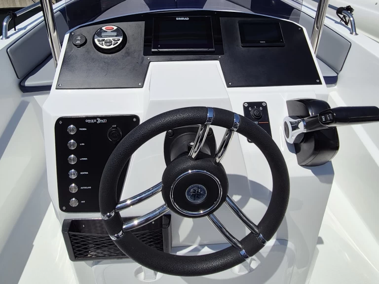 Hyr en Orizzonti Nautilus Poreč 