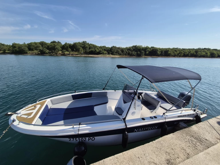 Motorbåt  för uthyrning Poreč till det bästa priset 