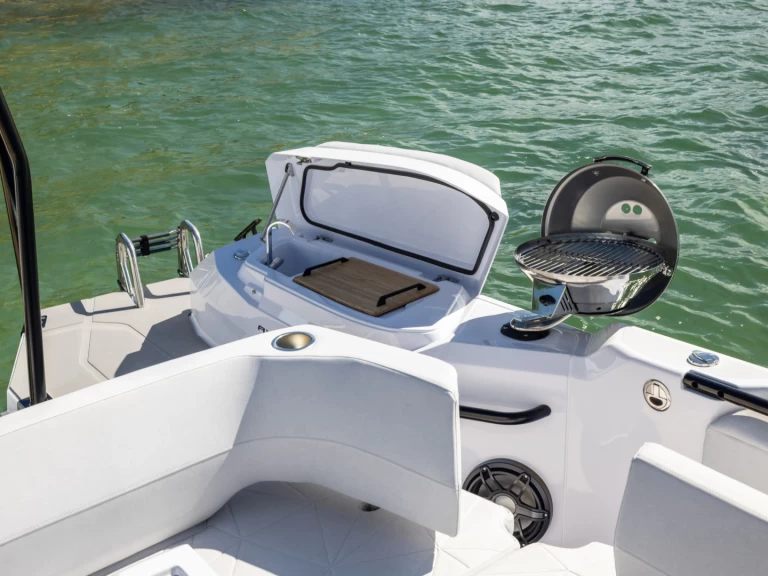 Båtuthyrning Axopar Axopar 29 CCX i Donji Seget på Samboat 