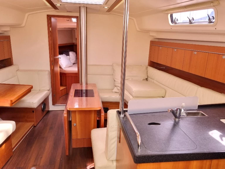Hyr en Hanse Hanse 415 Primošten  