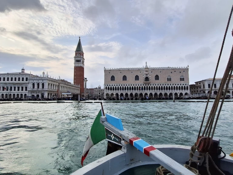 Motorbåt  för uthyrning Venice till det bästa priset 