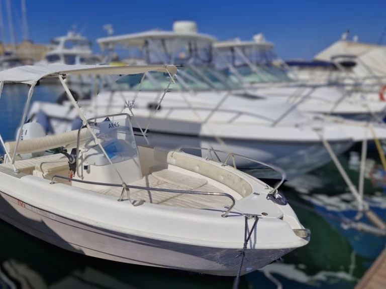 Yacht charter Porto di Alghero billig marinello 520