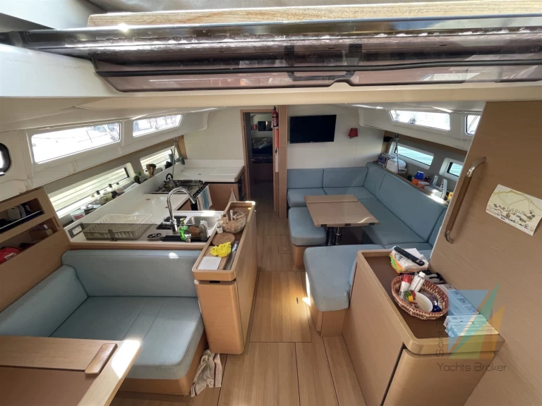 Segelbåt  för uthyrning Salerno till det bästa priset 