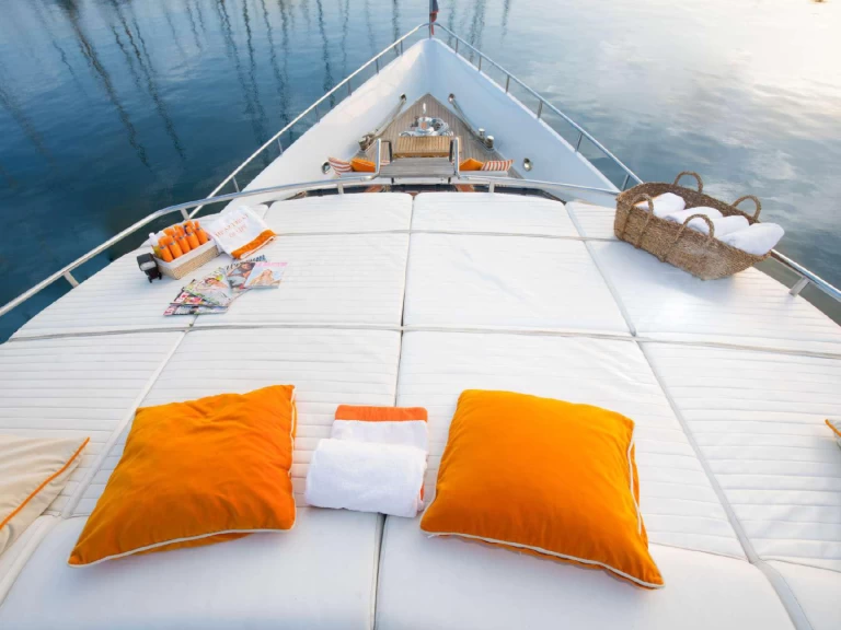 Uthyrning Lyx yacht i Barcelona - Heesen 92,6