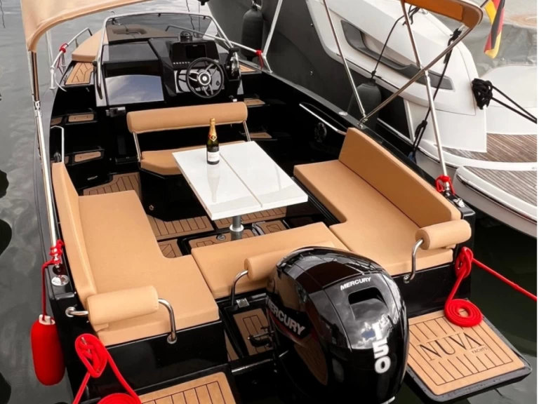 Hyr en Nuva Nuva M6 Santa Eularia des Riu 