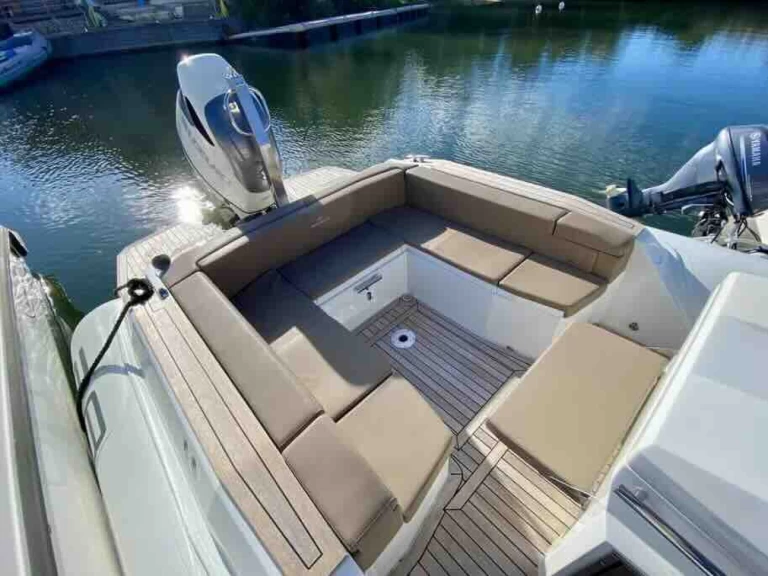 Hyr en Renier Renier R8 Tourer Palermo 