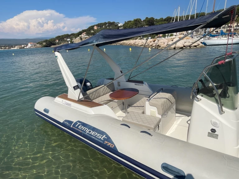 Båtuthyrning Capelli Tempest 770 i La Madrague på Samboat 