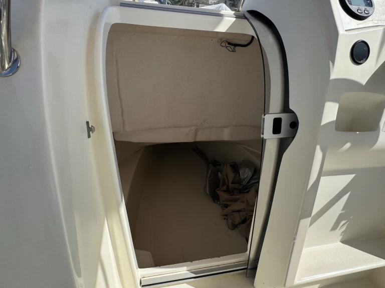 Motorbåt  för uthyrning La Madrague till det bästa priset 