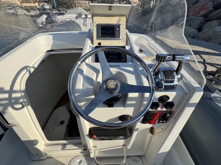 Båtuthyrning Sea-Hawk 9 i La Madrague på Samboat 