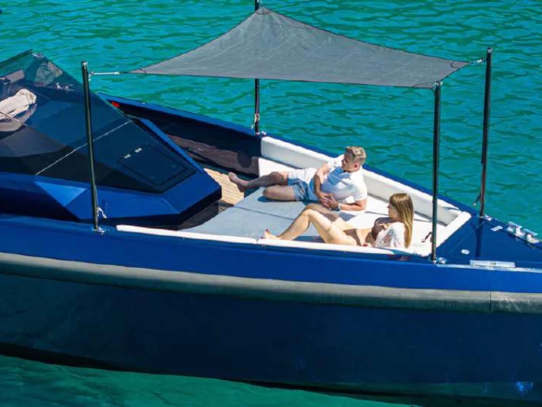 Hyr en WALLY YACHTS 48 Cannes 