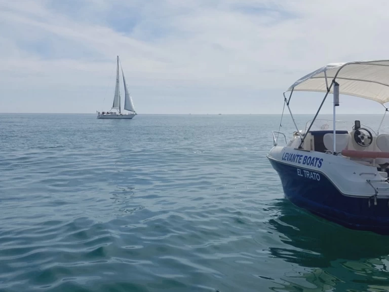 Yacht charter Torrevieja billig 470 Cruiser