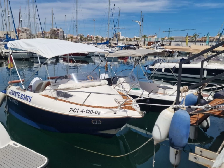 Båtuthyrning Quicksilver 470 Cruiser i Torrevieja på Samboat 