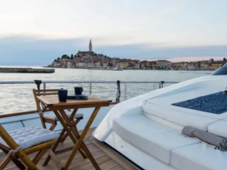 Hyra Lyx yacht med eller utan skeppare Sun Lorenzo Golfe-Juan 