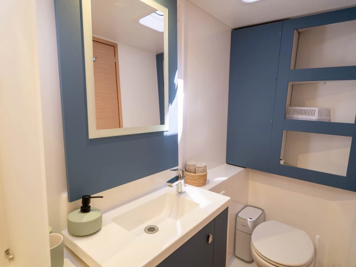 Båtuthyrning Fountaine Pajot Isla 40 i Villeneuve-Loubet på Samboat 