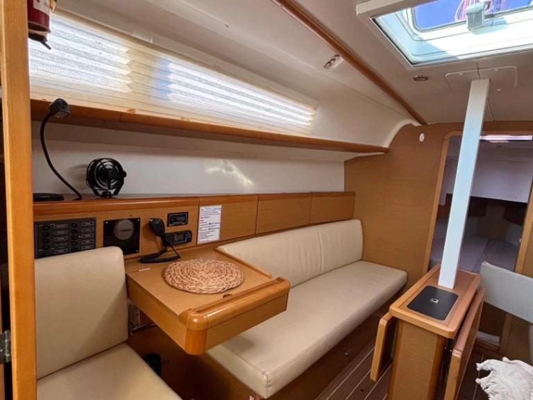 Uthyrning Segelbåt  i Gouvia - Jeanneau Sun Odyssey 33i