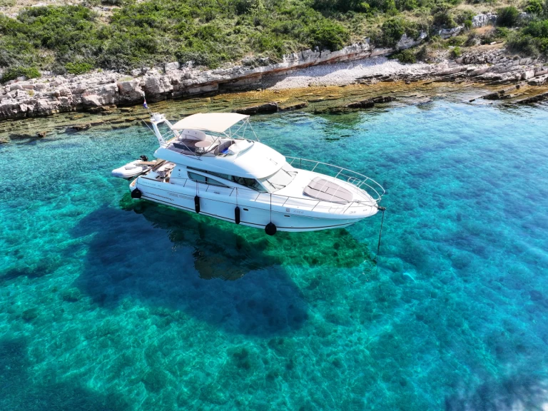 Uthyrning Motorbåt  i Split  - Prestige Jeanneau Prestige 46 Fly