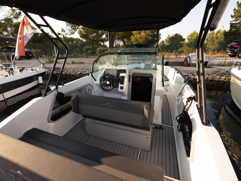 Båtuthyrning Northmaster Northmaster 685 Cruiser i Šibenik  på Samboat 