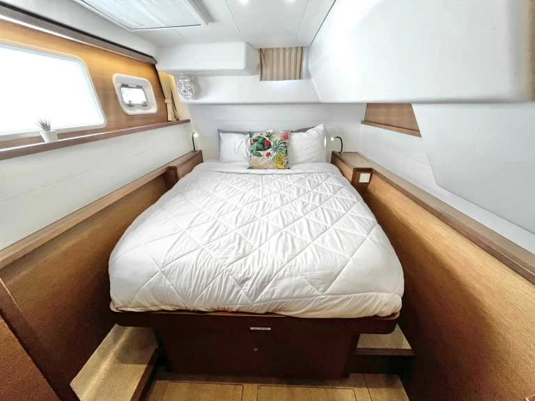 Uthyrning Katamaran  Lagoon med en båtlicens 