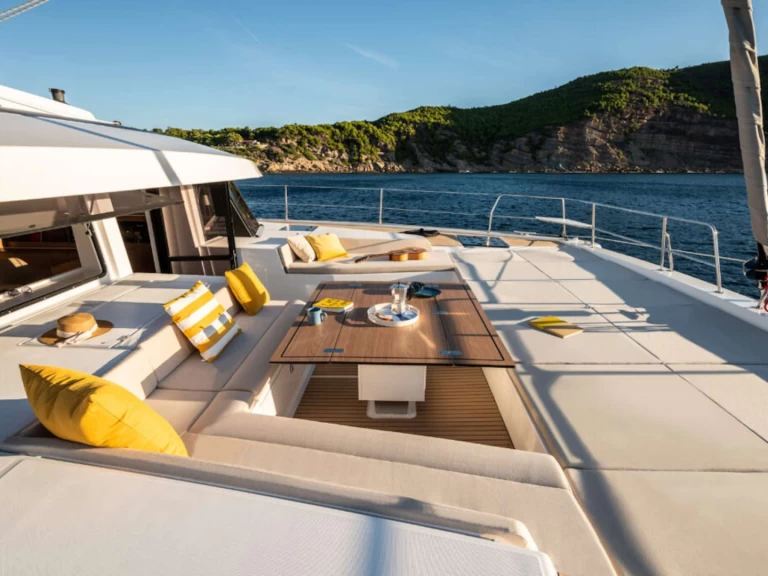 Yacht charter Donji Seget billig Farben 