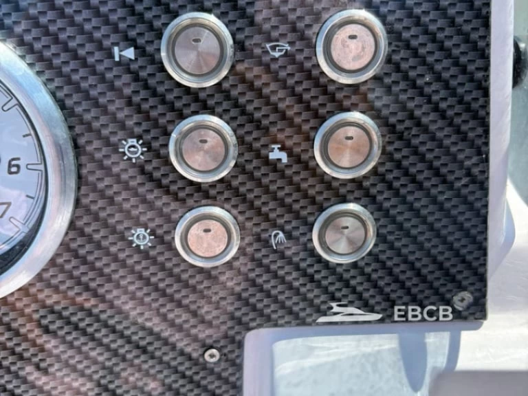 Yacht charter Port de Palamós billig MARINE 6.2