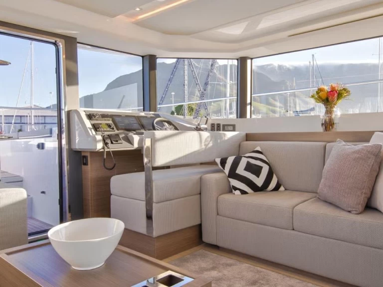 Båtuthyrning Leopard 53 PC i Antibes på Samboat 