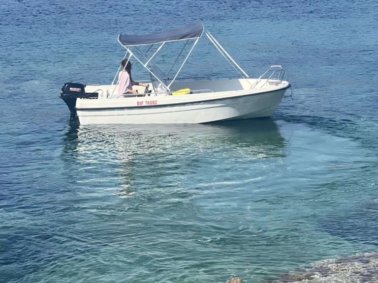 Hyra Motorbåt  med eller utan skeppare Terhi Calvi 