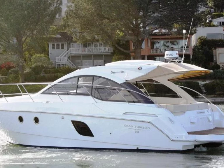 Hyr en Gran Turismo 38 Juan-les-Pins 