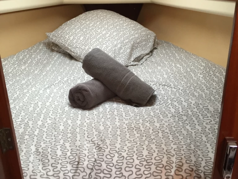 Hyra Segelbåt  med eller utan skeppare Dufour Porquerolles 