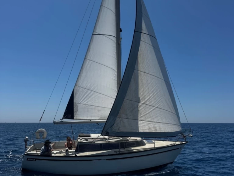 Dufour Dufour 2800 charter bareboat eller skeppad i Porquerolles