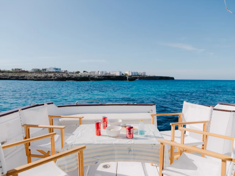 Hyra Motorbåt  med eller utan skeppare ASTINOR Port de Ciudadella 