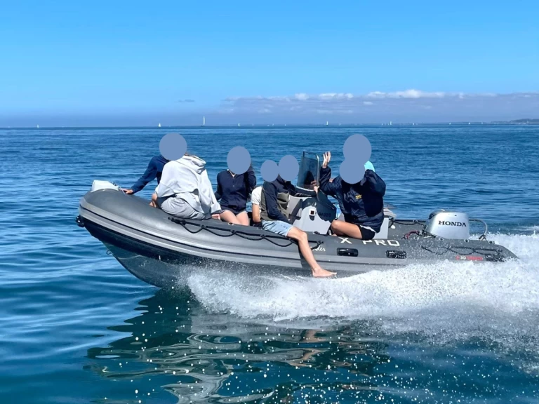 RIB för uthyrning Locmiquélic till det bästa priset 