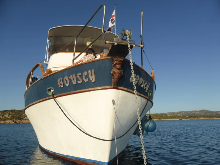 Uthyrning Motorbåt  eurobanker med en båtlicens 