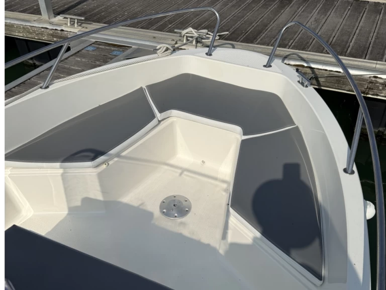 Uthyrning Motorbåt  Pacific Craft med en båtlicens 