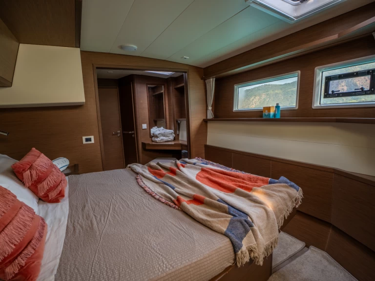 Katamaran  för uthyrning Olbia till det bästa priset 