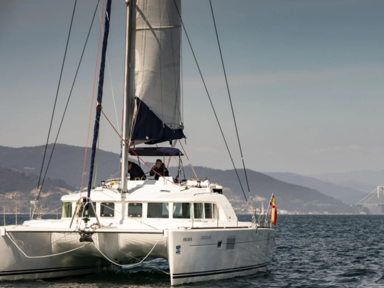 Yacht charter Vigo billig Lagoon 440