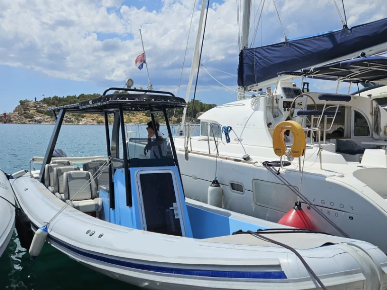 RIB för uthyrning Makarska till det bästa priset 