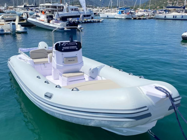 Uthyrning RIB i Villasimius - Italboats Predator 599 AS